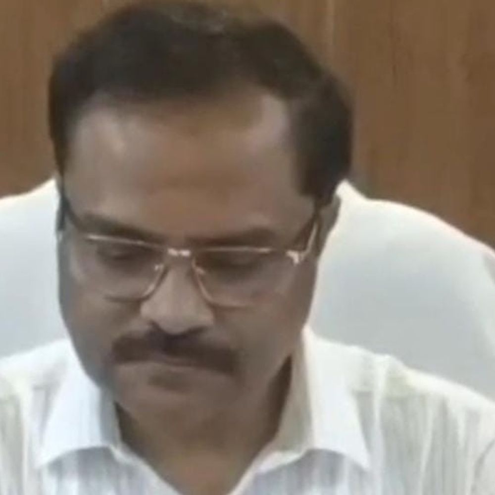 अंबेडकरनगर में स्वाइन फ्लू को लेकर स्वास्थ्य विभाग सतर्क:जिले में अभी तक कोई मामला नहीं, मरीजों की निगरानी बढ़ी