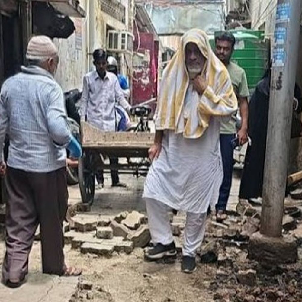 भाजपा पार्षद के वार्ड में सपा ने कराया काम:अब उसी काम का फिर टेंडर, अधिकारियों पर मिलीभगत का आरोप