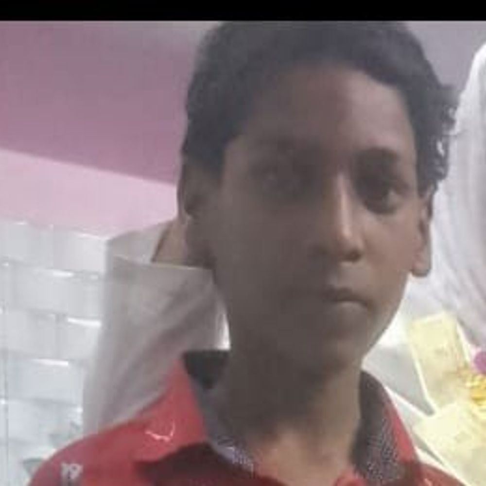 ताजमहल देखते समय 12 वर्षीय अरमान यमुना में डूबा:दोस्त बचाने कूदा, बाहर निकला; देर शाम तक तलाश जारी