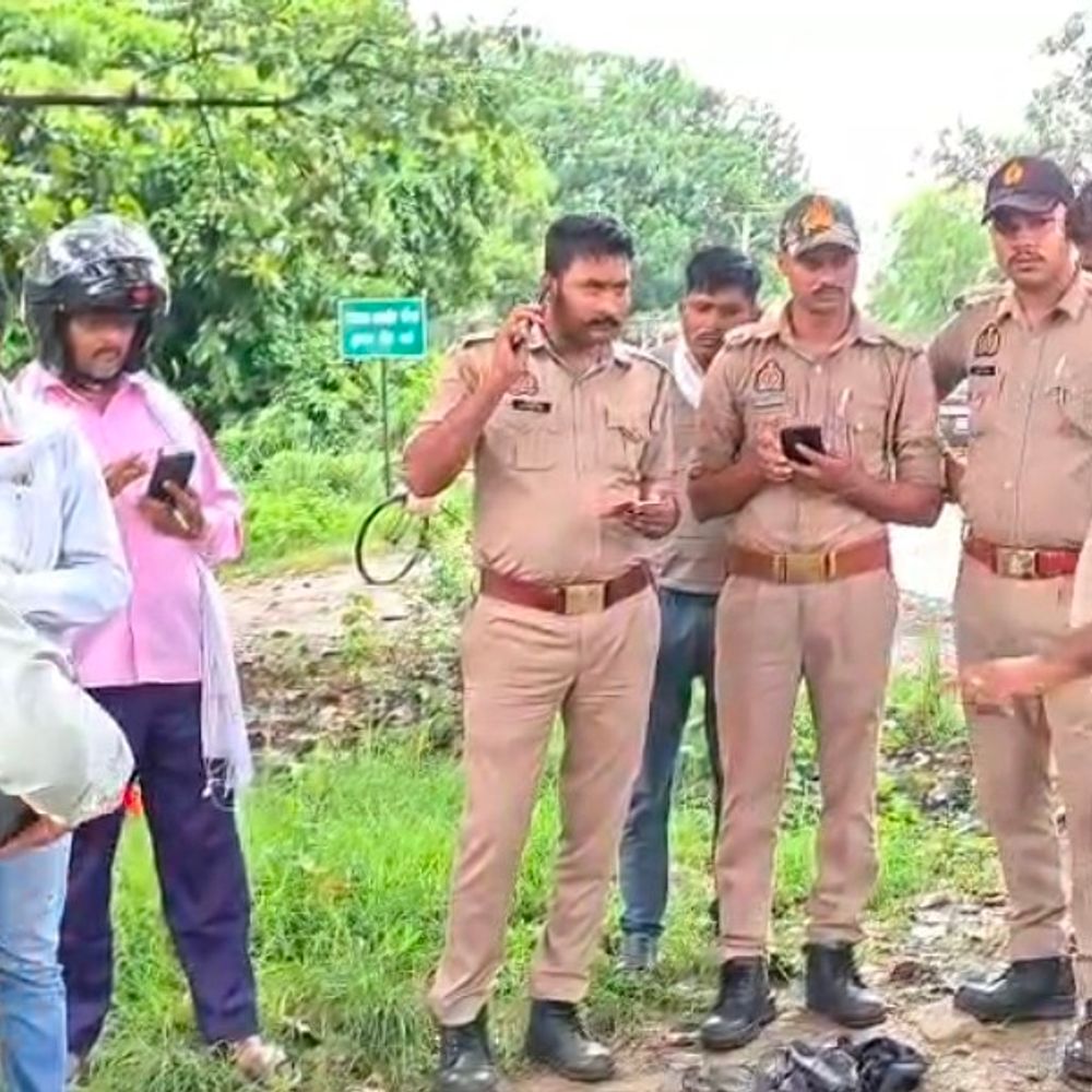 कौशांबी में अधेड़ का शव मिला:मंझनपुर XCN ऑफिस के सामने मिला, मैकू लाल के रूप में हुई पहचान