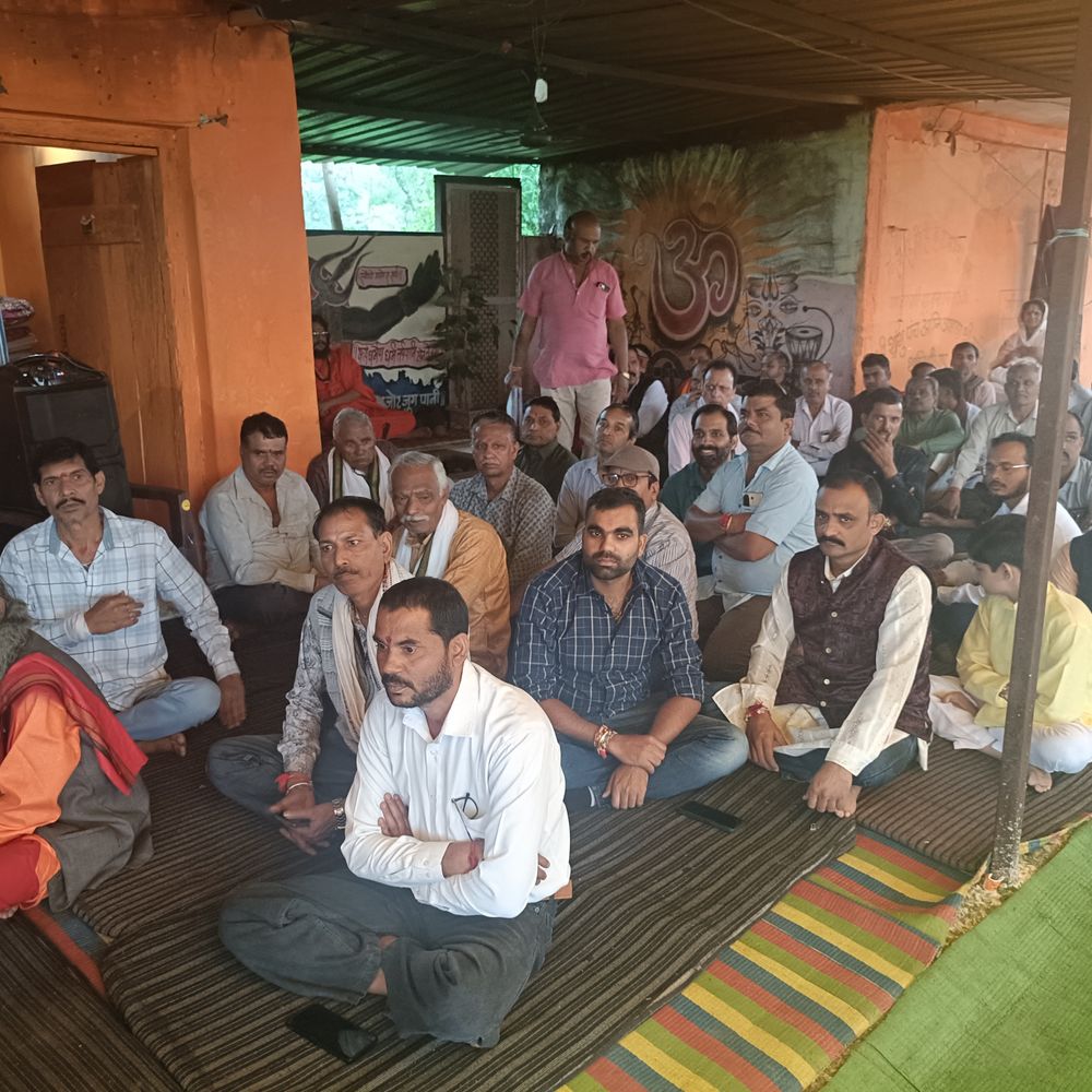 सवर्ण समाज की नर्मदा किनारे बैठक:यूजीसी कानून का विरोध, जातिगत आरक्षण समाप्त करने पर हुई चर्चा