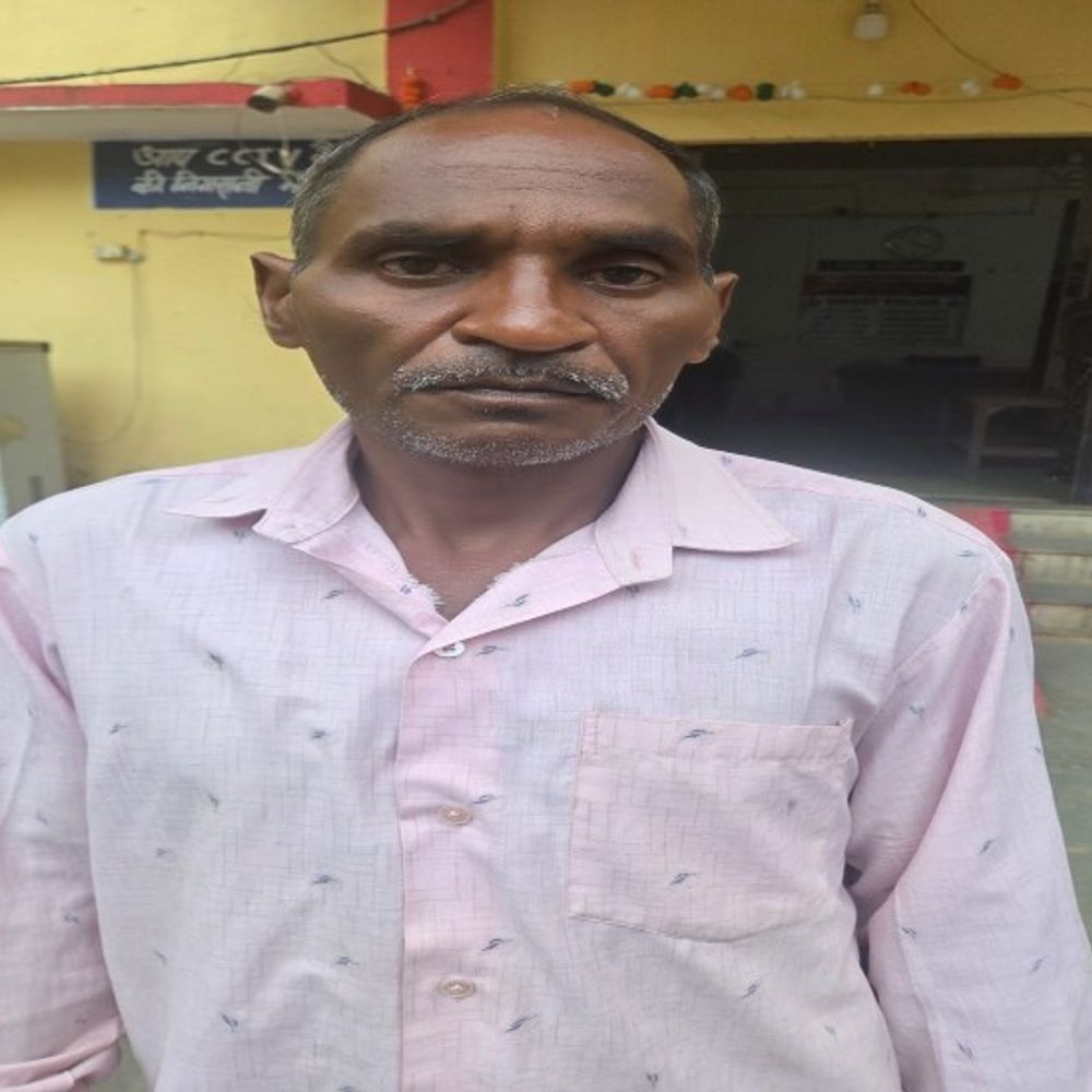 पुरानी रंजिश में बड़े भाई-भाभी पर लाठी से हमला:जांजगीर-चांपा के कोसला गांव में सिर पर कई वार, बिलासपुर में इलाज जारी, छोटा भाई गिरफ्तार