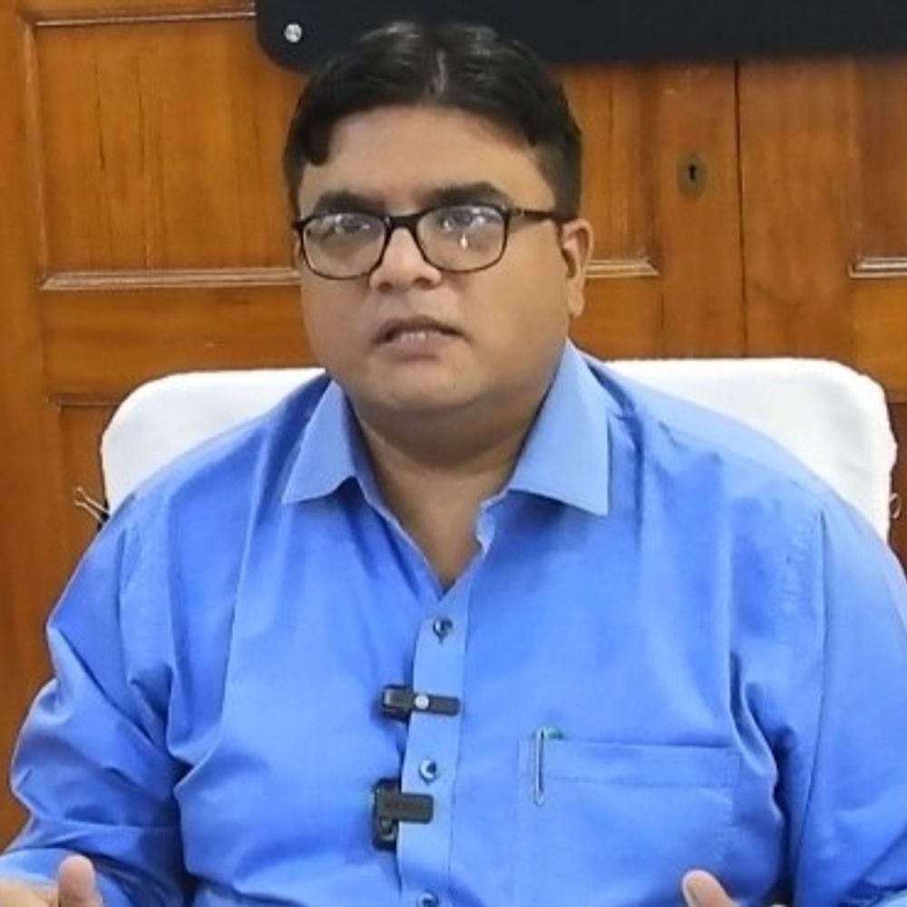 बिजली बिल कैंप- 98%शिकायतों का 30 दिन में निस्तारण:हापुड़ में कल होगा समापन, व्हाट्सएप चैटबॉट नंबर से भी कर सकते हैं संपर्क