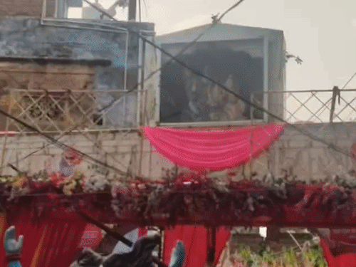कानपुर के आनंदेश्वर मंदिर में महाप्रसादी, श्रृंगार उत्सव:2.50 लाख भक्तों ने ग्रहण किया प्रसाद, श्रद्धालुओं की लगी लंबी कतार