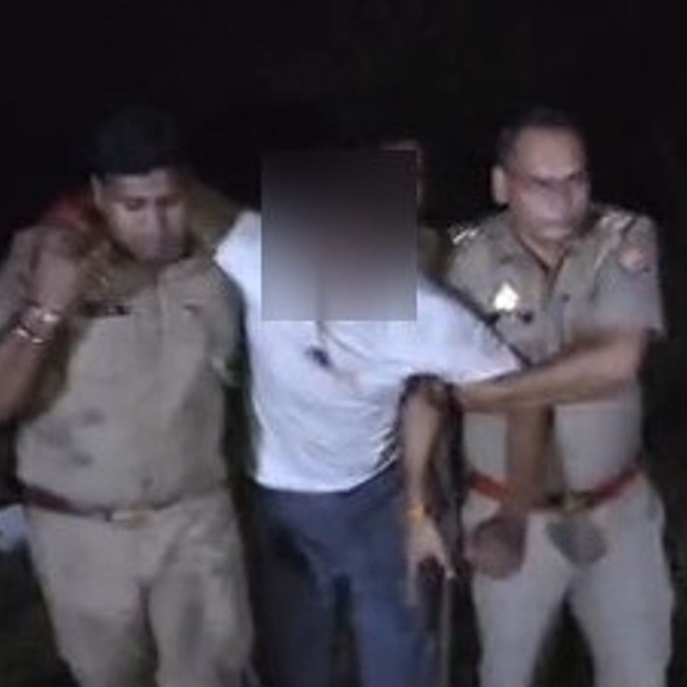 बुलंदशहर में 25 हजार का इनामी हत्यारोपी मुठभेड़ में घायल:पुलिस ने बुलेट बाइक, तमंचा और कारतूस किए बरामद
