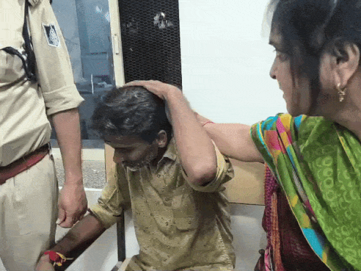 बदमाशों के चंगुल से छूटकर आया भिंड व्यापारी दहशत में:बोला- मेरी हत्या भी हो सकती थी, पुलिस की सतर्कता से बची जान; चार आरोपियों से छुड़ाया