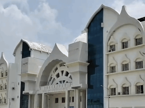 नालंदा ओपन यूनिवर्सिटी में नामांकन की बढ़ी समय सीमा:खराब मौसम और नेटवर्क बाधा के कारण लिया निर्णय, सभी पाठ्यक्रमों में छात्राओं को 25 फीसदी छूट जारी