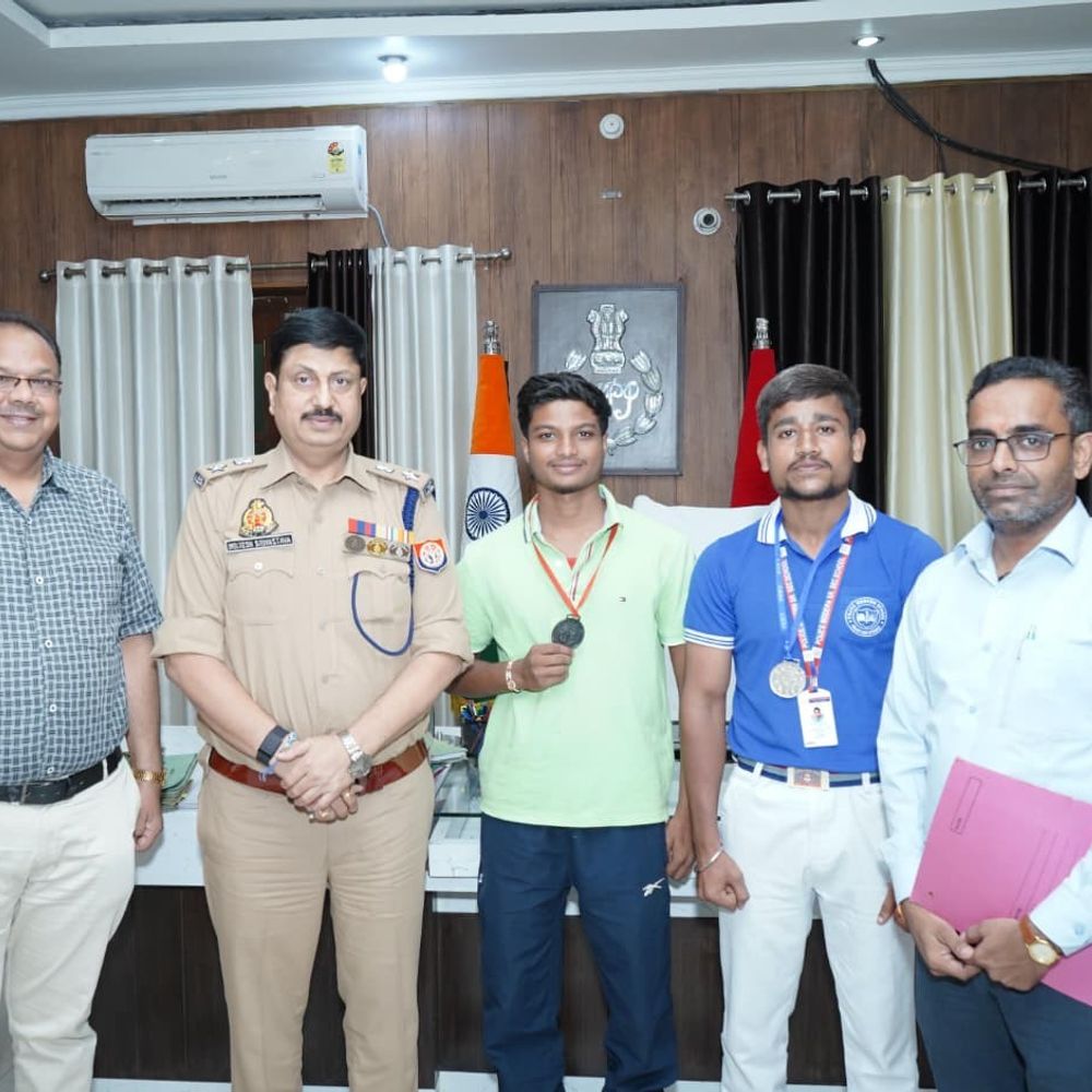 इटावा पुलिस मॉडर्न स्कूल के मुक्केबाजों ने जीते पदक:बॉक्सिंग चैंपियनशिप में किया शानदार प्रदर्शन, नेशनल के लिए क्वालीफाई