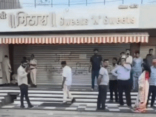 भीलवाड़ा में नियम विपरित निर्माण पर 2 कॉम्पलेक्स सीज:नगर निगम की कार्रवाई के बाद अवैध निर्माण करने वालों में हड़कंप, आयुक्त बोले- आगे भी जारी रहेगी कार्रवाई