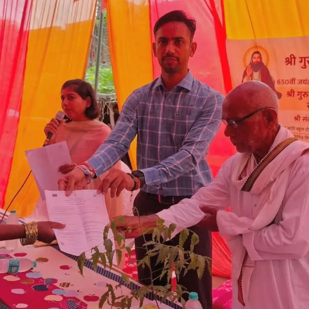 सीवान डीएम ने दोहराया संत रविदास का संदेश, कहा:“मन चंगा तो कठौती में गंगा”, मन साफ हो तो हर जगह पवित्र