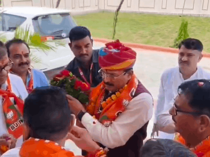 गजेंद्र सिंह पटेल ने कार्यकर्ताओं में भरा जोश:निकाय चुनाव की तैयारियों पर चर्चा, हर वोटर तक पहुंचने का दिया संदेश