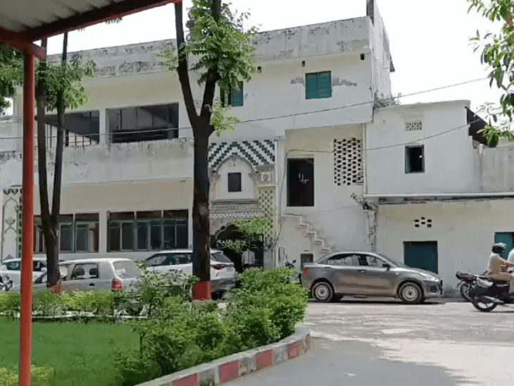 कलक्ट्रेट मस्जिद विवाद में मस्जिद पक्ष को झटका:सहारनपुर जिला जज ने सिटी मजिस्ट्रेट का फैसला रखा कायम, जमीन को माना सरकारी
