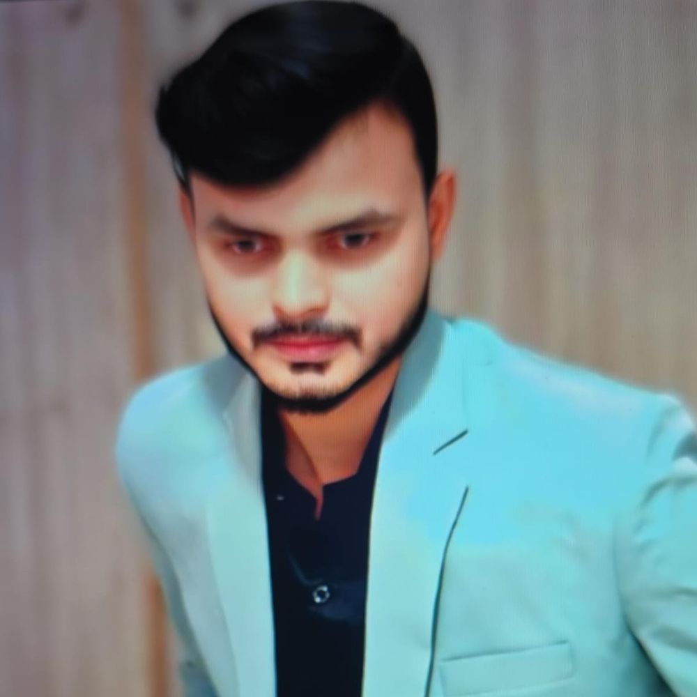 नीट की तैयारी कर रहे युवक ने की आत्महत्या:सुसाइड नोट में एक लड़की के परिजनों को ठहराया जिम्मेदार, शादी की चल रही थी बात