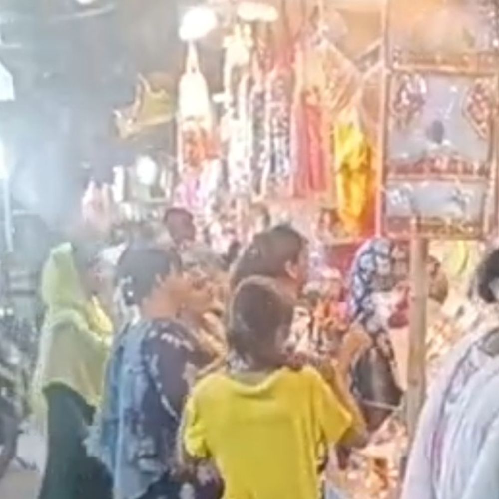 बहराइच में आज धूमधाम से मनेगी जन्माष्टमी:105 साल पुराने रामजानकी मंदिर में खास सजावट, भीड़भाड़ वाले इलाकों में पुलिस तैनात