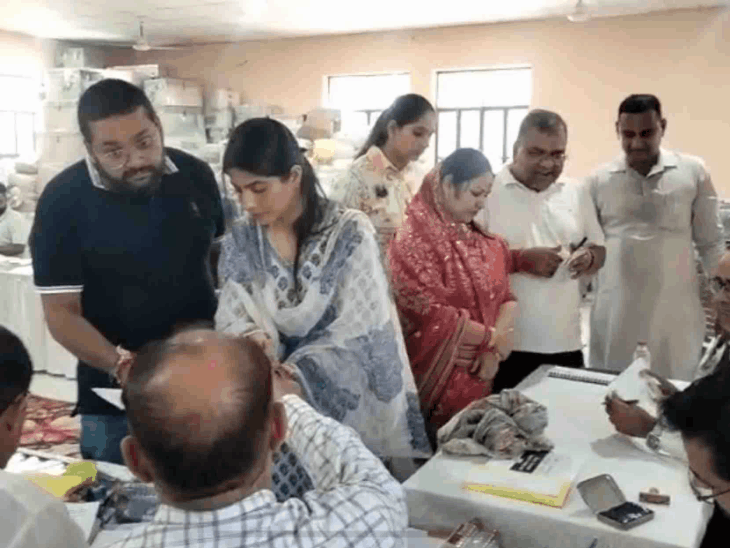 हनुमानगढ़ में 1086 उम्मीदवार चुनाव मैदान में:8 नगर निकायों के 290 वार्डों में 269 उम्मीदवारों ने वापस लिया नामांकन
