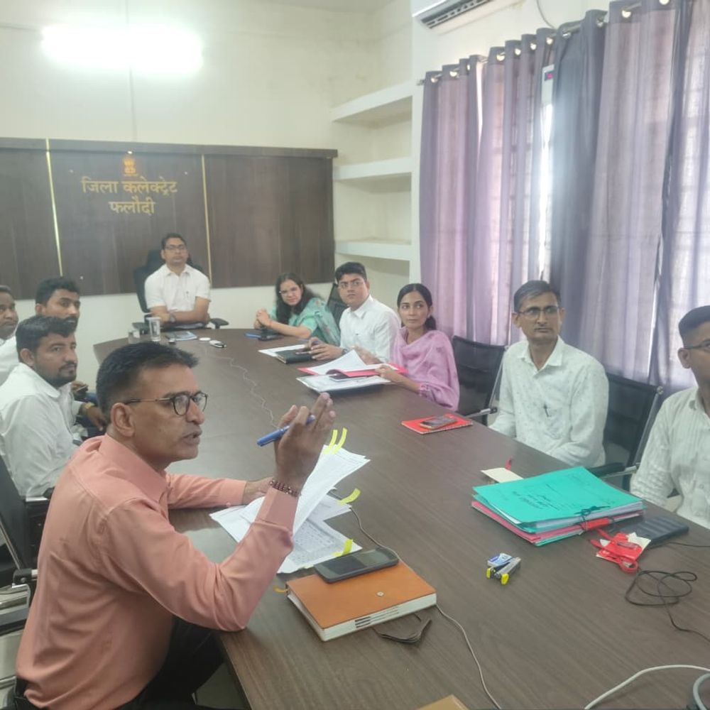 फलोदी-बाप के लिए 80 बैलेट और 80 कंट्रोल यूनिट आवंटित:ईवीएम मशीनों का अंतिम रेंडमाइजेशन पूरा, 61 मतदान केंद्रों के लिए हुआ आवंटन