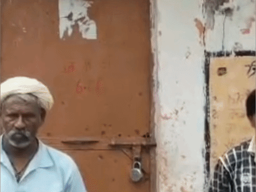 देवास में सरकारी स्कूल 15 दिन से बंद:DEO बोले- अतिथि शिक्षक आ रहे थे, सरपंचों ने शिकायत की
