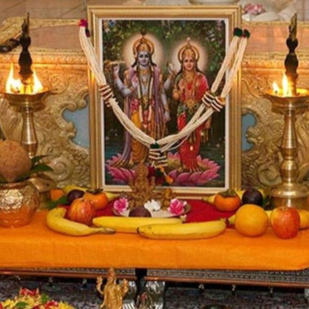 सोमवार को अजा एकादशी व्रत:भगवान विष्णु के पूजन के साथ शिवलिंग पर करें चंदन का लेप, तुलसी के पास जलाएं दीपक