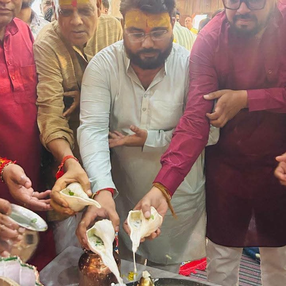 घर-घर गूंजा ‘नंद के आनंद भए’:अलीगढ़ में बच्चों ने राधा-कृष्ण बनकर मोहा मन, घर-घर मची रही धूम