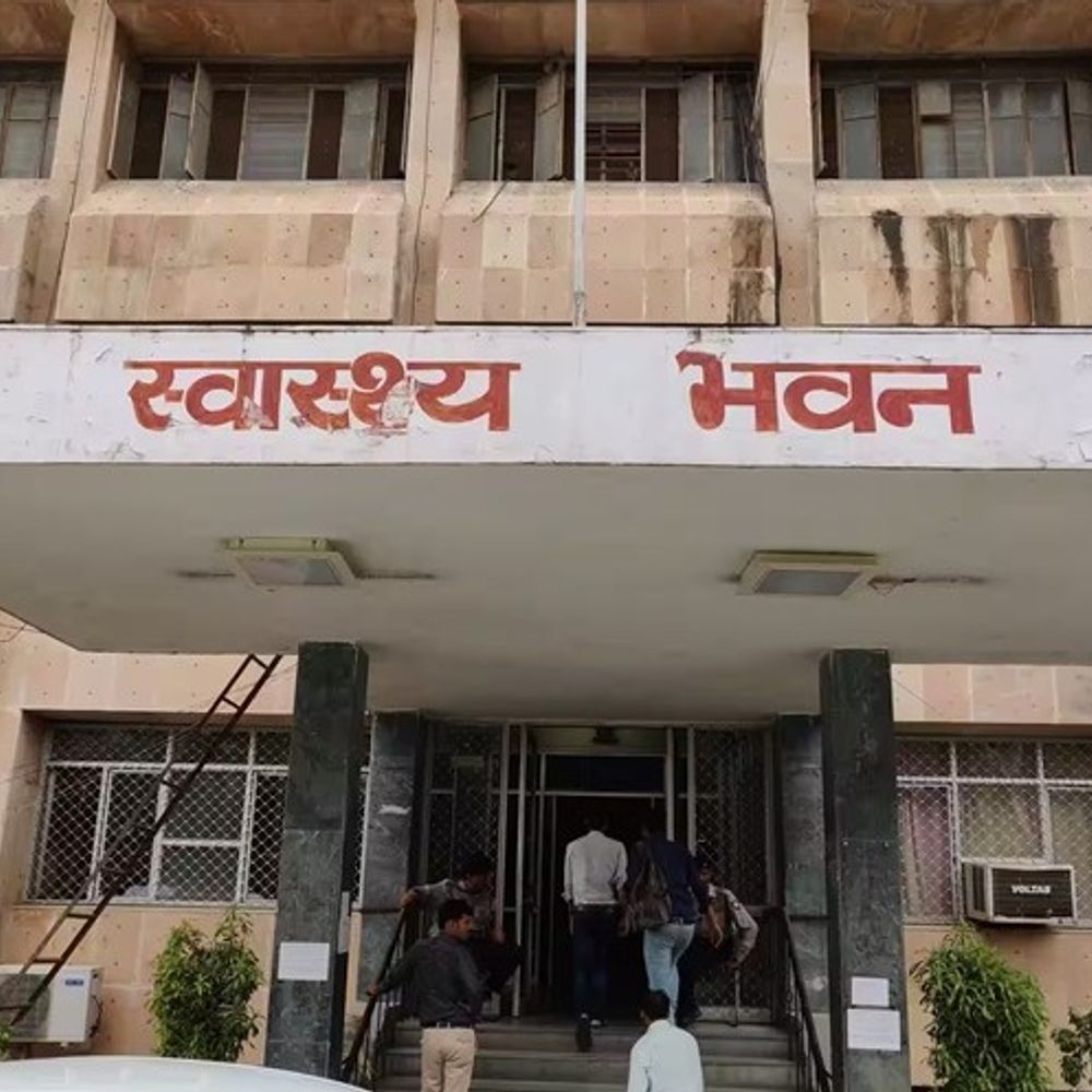 डेपुटेशन-खत्म होने के बाद भी विभाग ने रिलीव नहीं किया:मेडिकल हेल्थ डिपार्टमेंट में नियुक्त पॉवरफुल सुपरिटेंडेंट इंजीनियर का मामला; मंत्री के निर्देश के बाद भी नहीं हटे