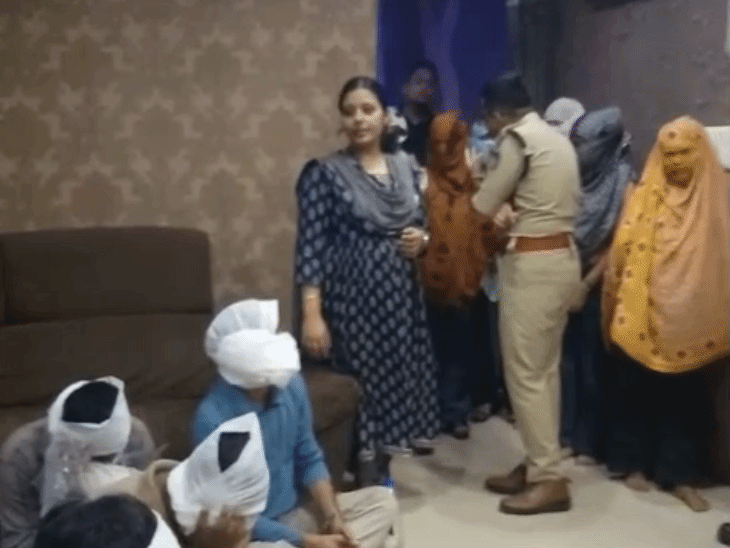 गोविंदपुरी में एलिमेक्स स्पा सेंटर पर पुलिस की रेड:  आपत्तिजनक अवस्था में मिले लड़के-लड़कियां, मणिपुर-असम की पांच युवतियां समेत 13 पकड़े – Gwalior News