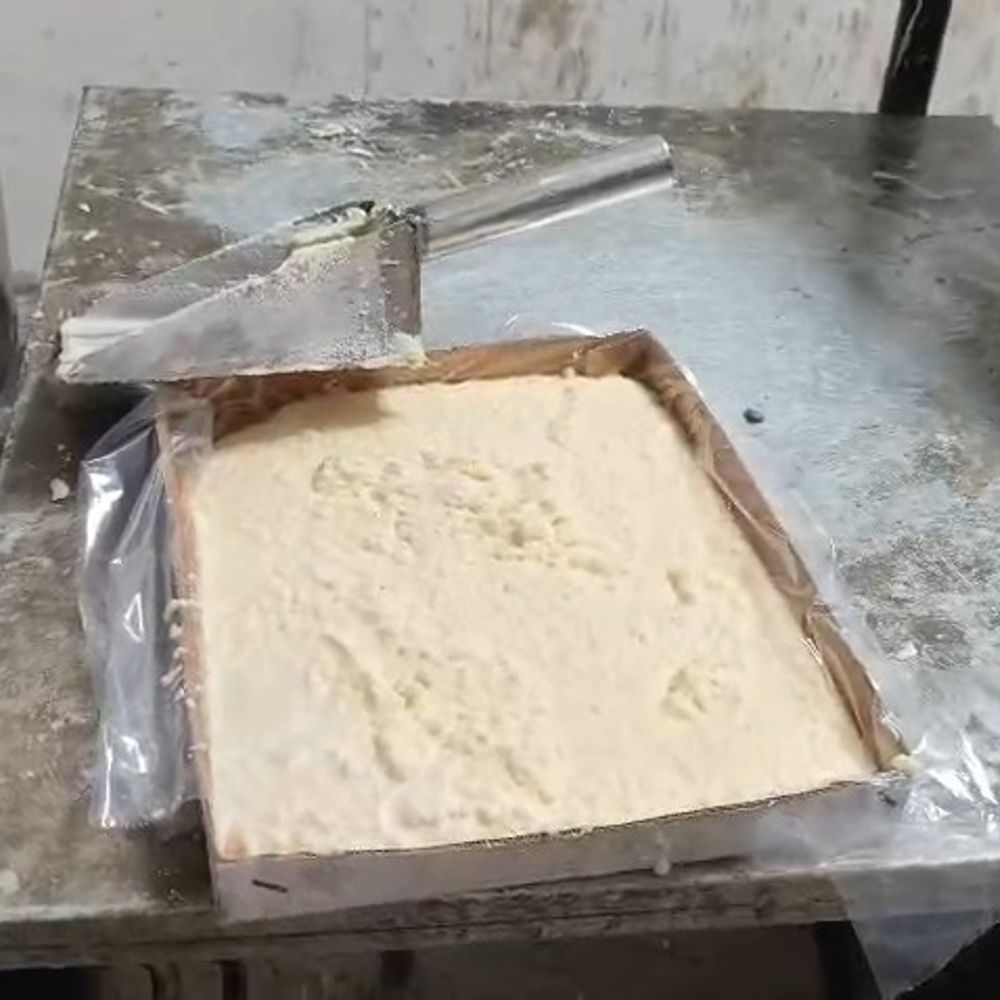 अमरोहा में 6 मिलावटी खाद्य सैंपल पर 3.55 लाख जुर्माना:मावा, पनीर, साबूदाना समेत कई चीजों में मिलावट मिली; 2 लाख जुर्माना