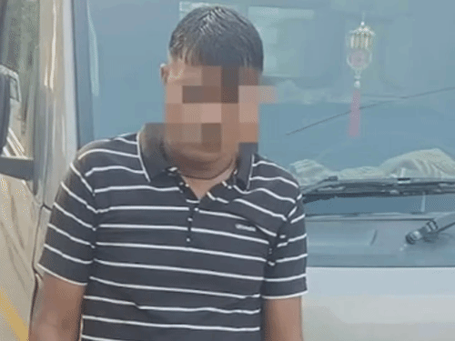 नारनौल में वायर चोरी के आरोप में व्यक्ति गिरफ्तार:मौके से टेंपो भी बरामद; राजस्थान के सीकर का रहने वाला