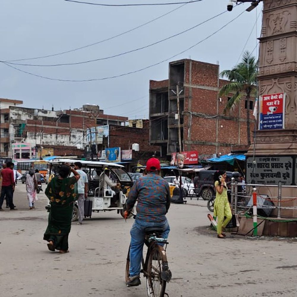 जौनपुर में 1.11 करोड़ से बनेगी बरईपार-चकघसीटा सड़क:10 हजार से ज्यादा लोगों को मिलेगी राहत