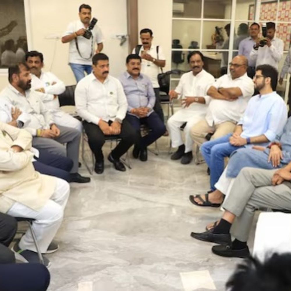दावा-ठाकरे गुट के 14 विधायक एकनाथ के संपर्क में:शिंदे के MLA बोले-जल्द होगा ऑपरेशन टाइगर-4; उद्धव के 6 सांसद शिंदे गुट में शामिल हुए थे