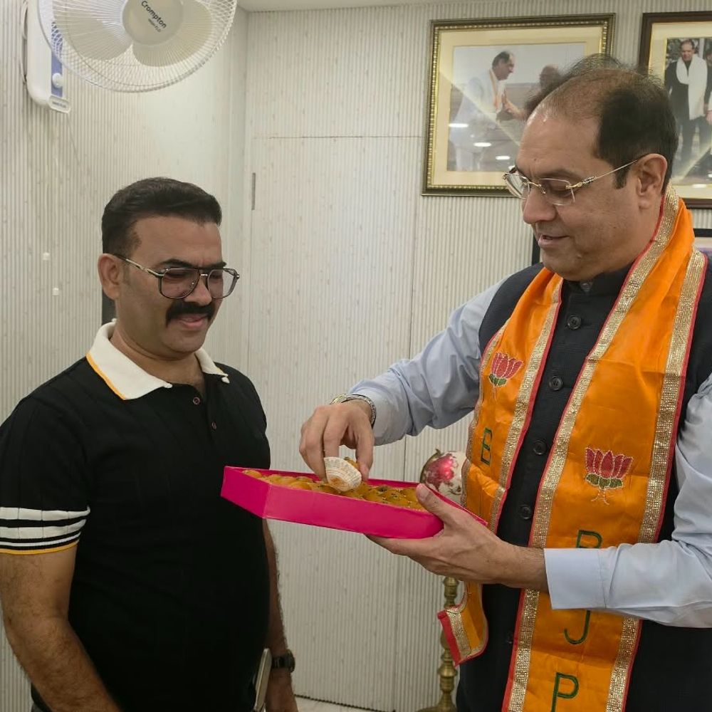 मोहसिन रजा बने यूपी अल्पसंख्यक आयोग के अध्यक्ष:योगी सरकार में मंत्री रह चुके रजा को मिलेगा कैबिनेट रैंक का दर्जा