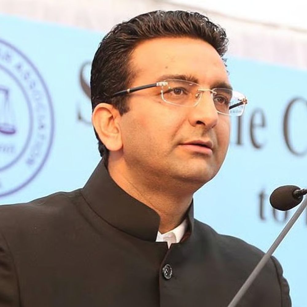 BJP नेता का दीपके, रांका और दास पर मानहानि केस:2 करोड़ हर्जाना, माफी की मांग; AI इमेज में स्वतंत्र भारद्वाज पर बयान का मामला