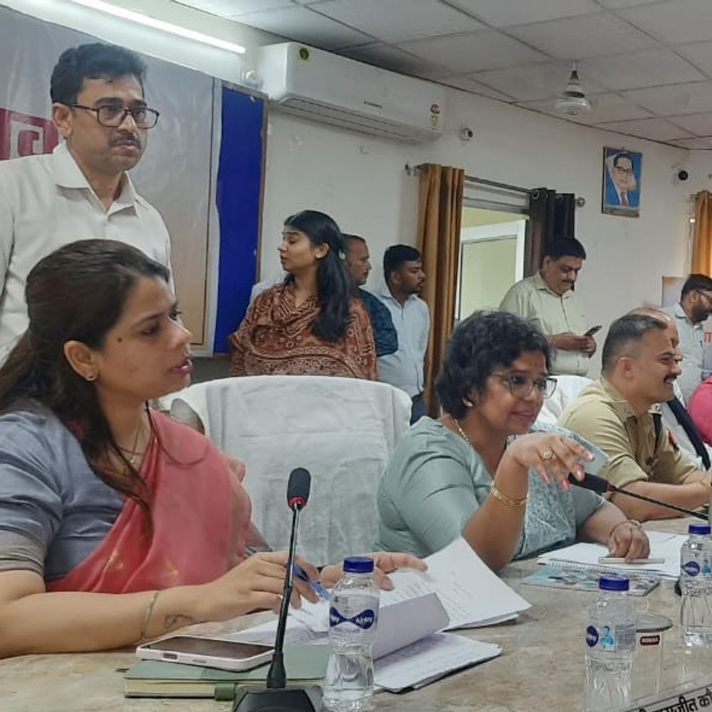 बिजनौर में महिला जनसुनवाई में पहुंचीं 120 शिकायतें:राष्ट्रीय महिला आयोग अध्यक्ष ने 15 दिन में समाधान के दिए निर्देश