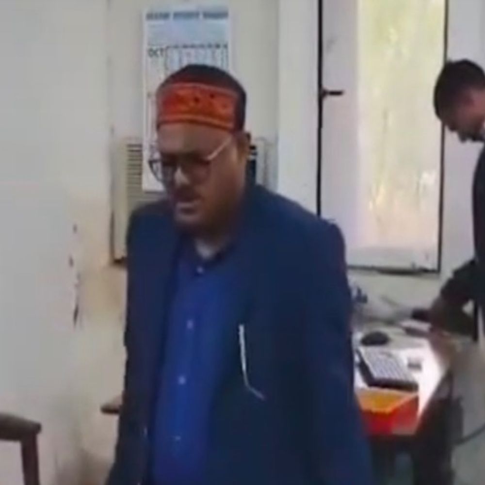 DRDA के परियोजना निदेशक ने दिया इस्तीफा:बाबुओं पर वित्तीय अनियमितता और फाइलें रोकने के आरोप; डीएम को भेजा त्यागपत्र