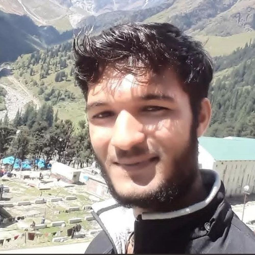 शिवपुरी में कुंड में नहाते समय 22साल का युवक डूबा:युवक ने बचाने की कोशिश की, नाकाम रहीं; गोताखोरों ने शव बाहर निकाला