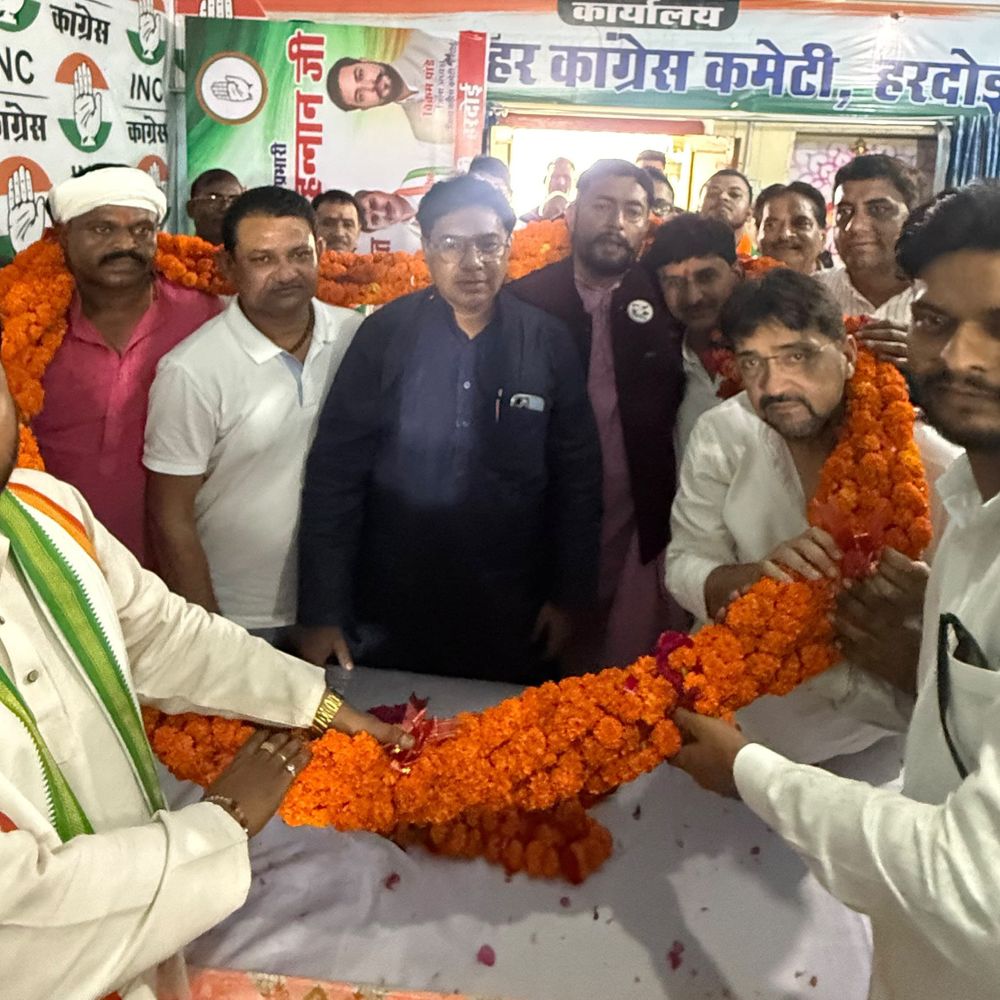 अब्दुल हन्नान ने हरदोई में कांग्रेस कार्यकर्ताओं से की बैठक:बोले- जमीनी कार्यकर्ता संगठन की ताकत, बूथ स्तर पर सक्रियता बढ़ाने पर दिया जोर