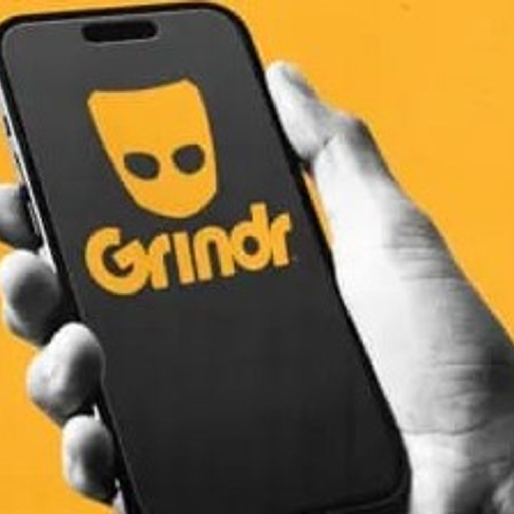 AMU हॉस्टल में Gender App से फंसाया बीबीए छात्र:वीएम हॉल के कमरे में बनाया आपत्तिजनक वीडियो और शुरू हुई ब्लैकमेलिंग, जांच में 24 पीड़ितों का सुराग