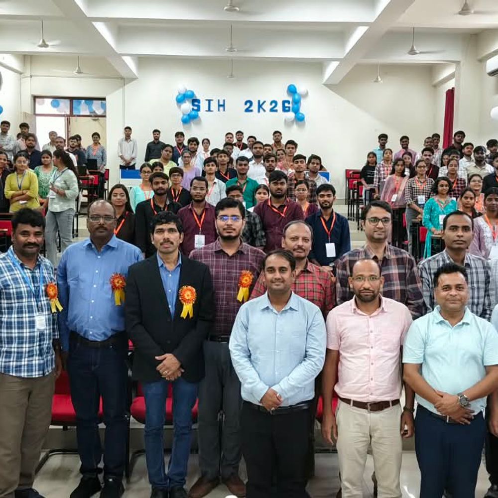 सोनभद्र इंजीनियरिंग कॉलेज में दो दिवसीय SIH कार्यक्रम:40 टीमों ने लिया हिस्सा, छात्रों को मिला मार्गदर्शन