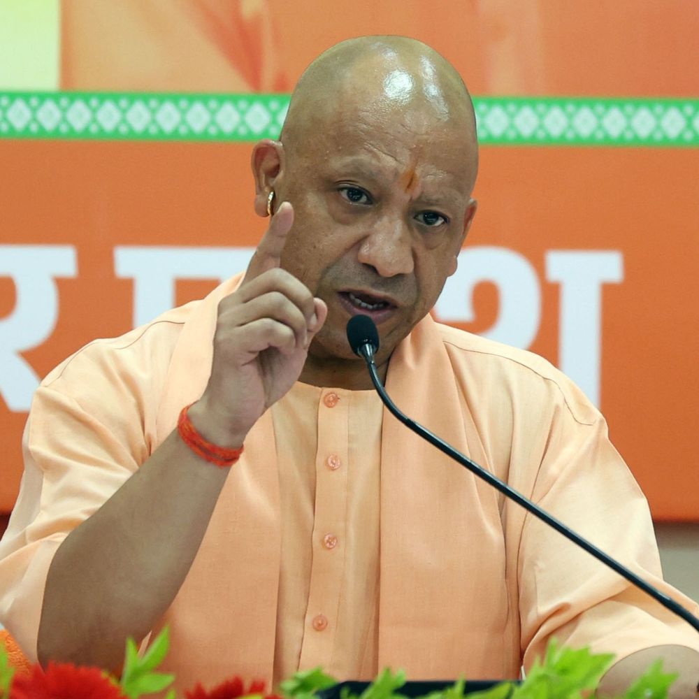 योगी सरकार ने जारी किए 6.55 करोड़:परिषदीय स्कूलों में बच्चों की ट्रैकिंग पर जोर; हर बच्चे की पढ़ाई पर रहेगी नजर