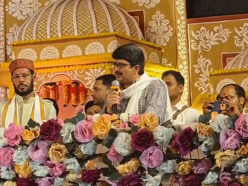 ‘Gen-Z हमारी सभ्यता और संस्कृति से मेल नहीं खाती’-राजा भैया:रायबरेली में बोले- राष्ट्र और सभ्यता के सामने खतरे, शास्त्र के साथ शस्त्र भी धारण करना होगा