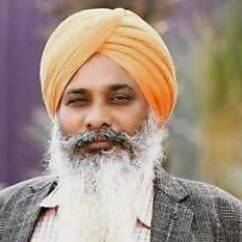 टांडा में बुजुर्ग व्यापारी की दुकान में ही कत्ल:2 बाइक सवार युवकों ने किरच-दातर से 14 वार किए, पहले भी 2 बार हो चुके थे जानलेवा हमले