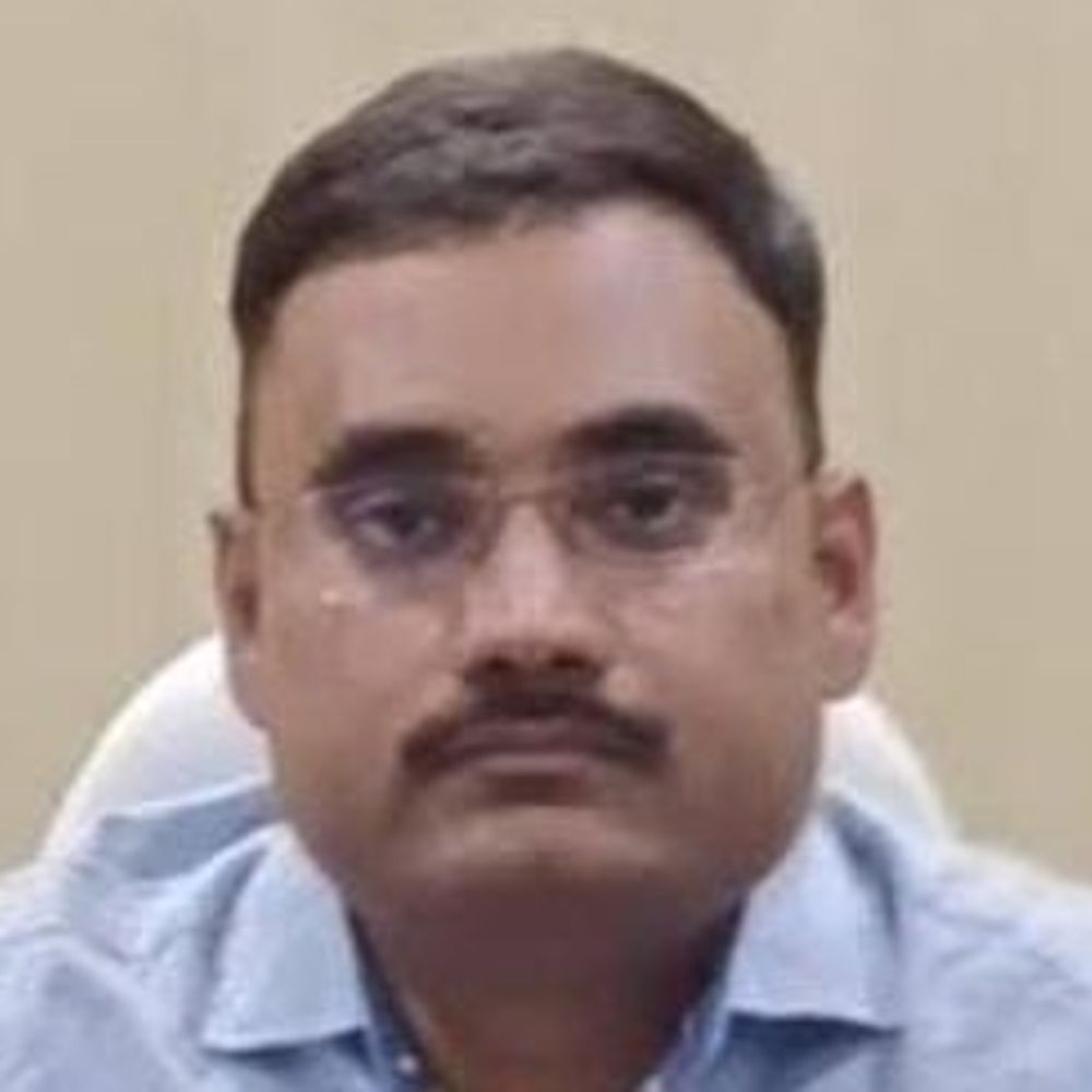 स्कूलों में छात्र बनेंगे सांसद-मंत्री और स्पीकर:यूपी के सभी माध्यमिक विद्यालयों में होगी युवा संसद प्रतियोगिता; 50-55 छात्र करेंगे संसद कार्यवाही का अभ्यास
