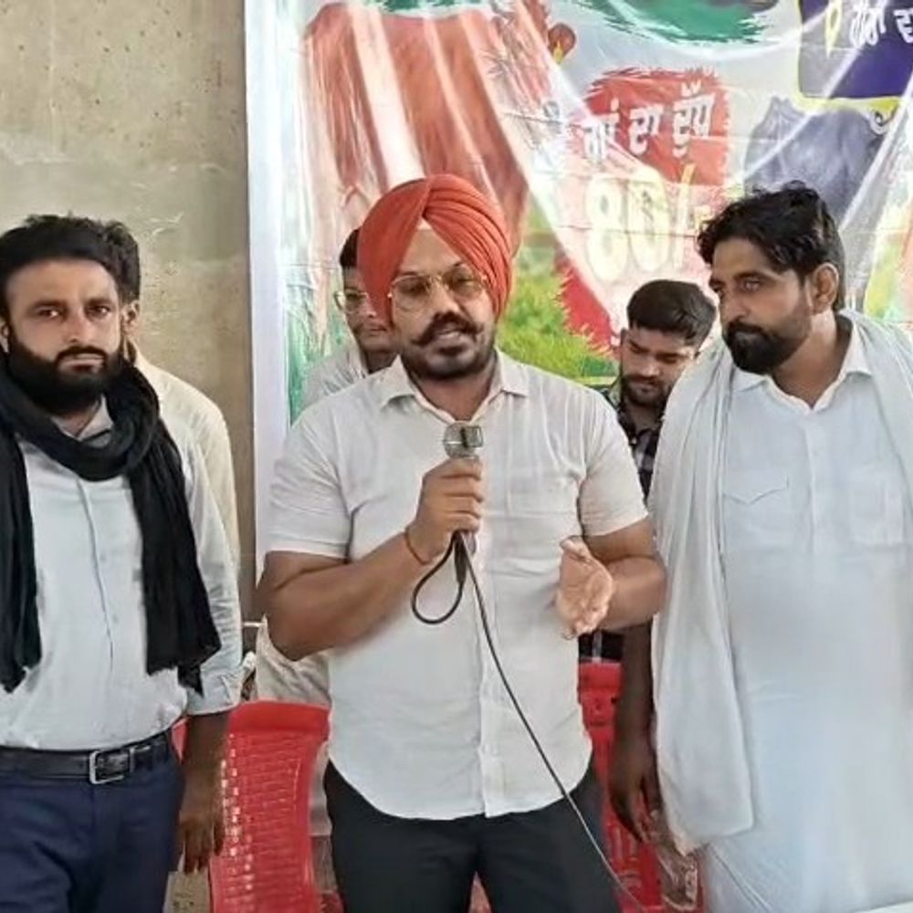 फाजिल्का में किसानों ने तय किए दूध के नए रेट:गाय का ₹80, भैंस का ₹100 लीटर; बोले- आर्थिक नुकसान हो रहा
