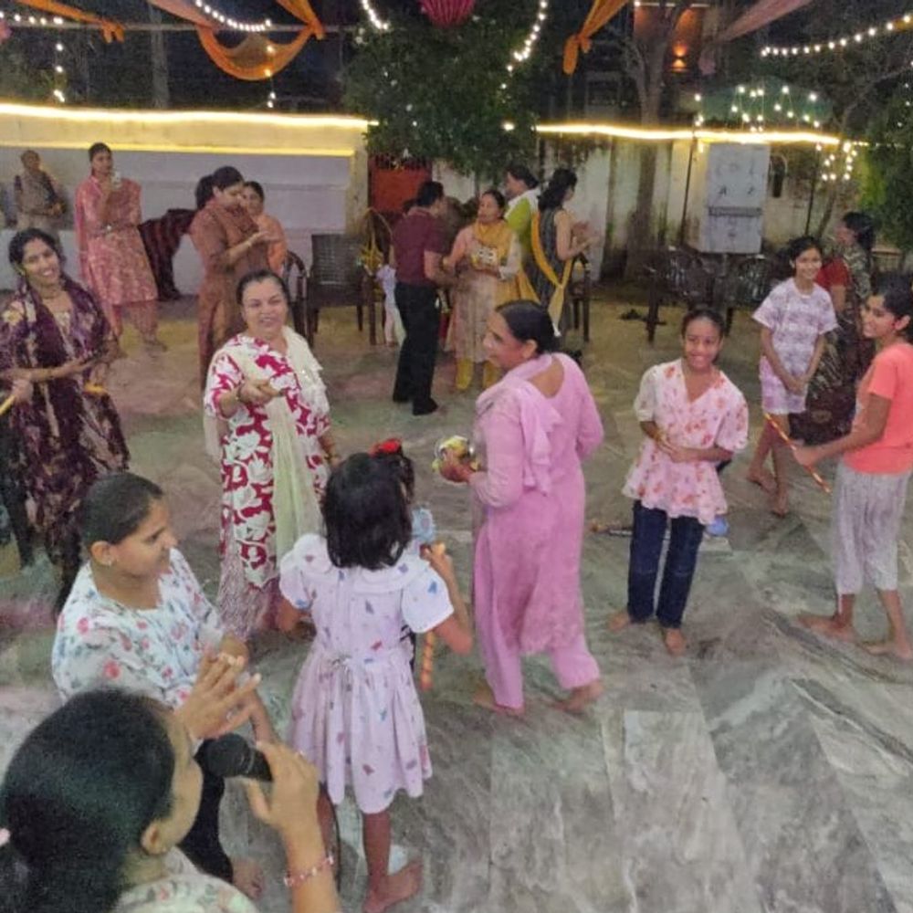 गणेश महोत्सव में महिलाओं-बच्चों ने खेल प्रतियोगिताओं में दिखाया दम:दूसरे दिन सनातन मंदिर में हुआ आयोजन, प्रतिभागियों ने बढ़-चढ़कर लिया हिस्सा