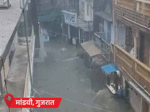 बिहार के 15 जिलों में बाढ़:झारखंड में बिजली गिरने से 3 की मौत; राजस्थान में बारिश के बाद ओले गिरे; उत्तराखंड में लैंडस्लाइड