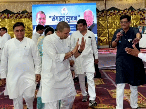 पटवरी बोले- कांग्रेस की राजनीति का आधार देश हित:सीहोर में कार्यकर्ताओं से मिले कांग्रेस प्रदेशाध्यक्ष; कहा- भाजपा की नीतियों पर सवाल उठाएं