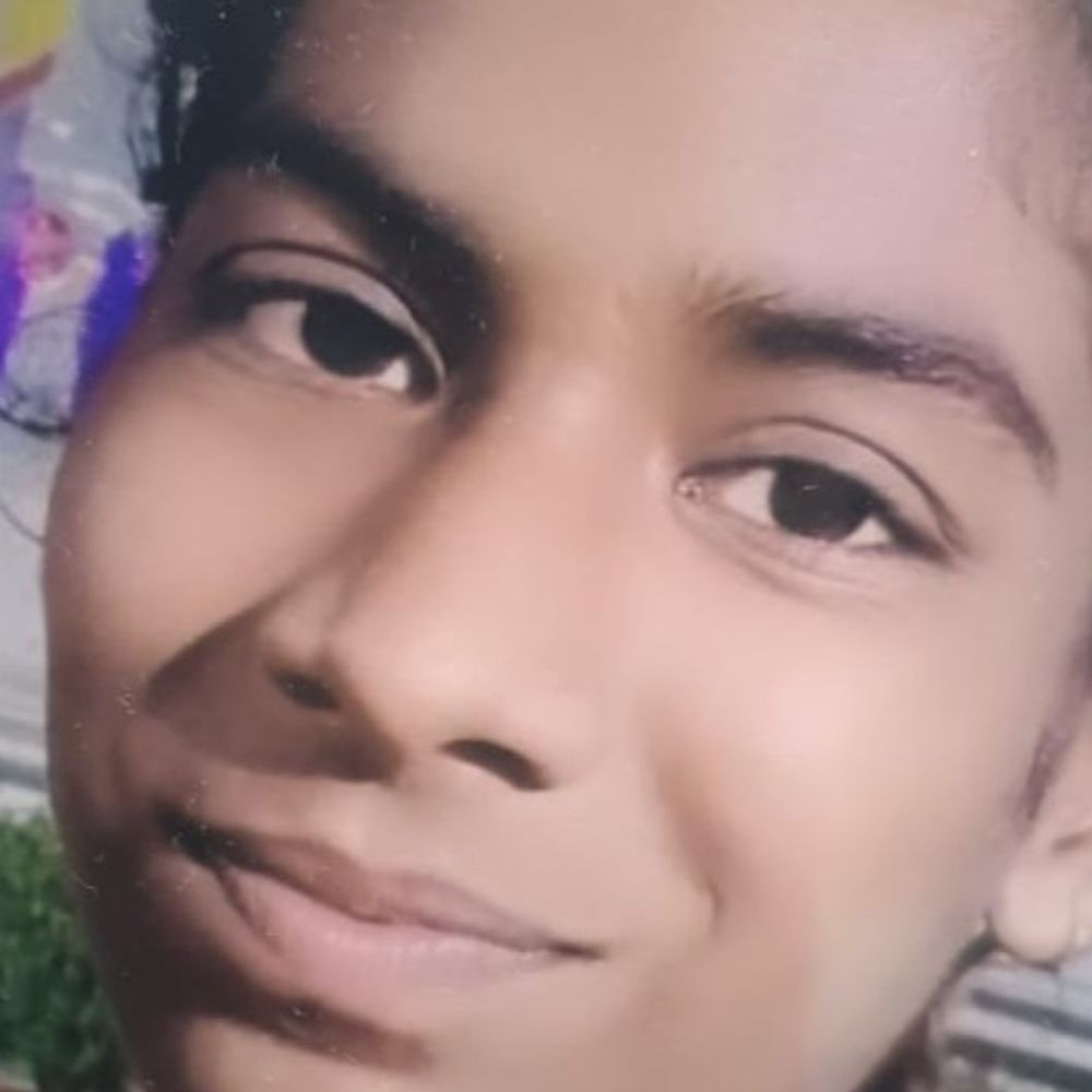 लखनऊ में अलग-अलग घटनाओं में दो की मौत:दसवीं की छात्रा ने लगाई फांसी, पूर्व सैन्यकर्मी की पत्नी फंदे से लटकी