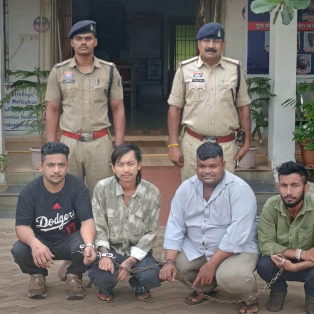 ढाबा बंद नहीं किया तो घर में घुसकर तोड़फोड़:5 युवकों ने दी जान से मारने की धमकी, लाठी-डंडों से पीटा, पुलिस ने सभी आरोपियों को गिरफ्तार