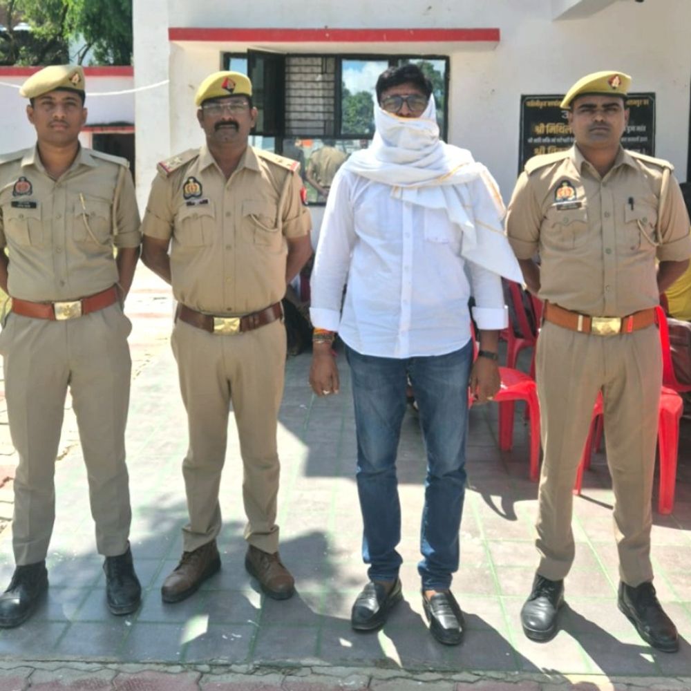 बलरामपुर में समर्थन मूल्य का 311 मीट्रिक टन गेहूं गायब:तीन केंद्रों पर 303 किसानों से होगी पूछताछ, 81 लाख का गबन
