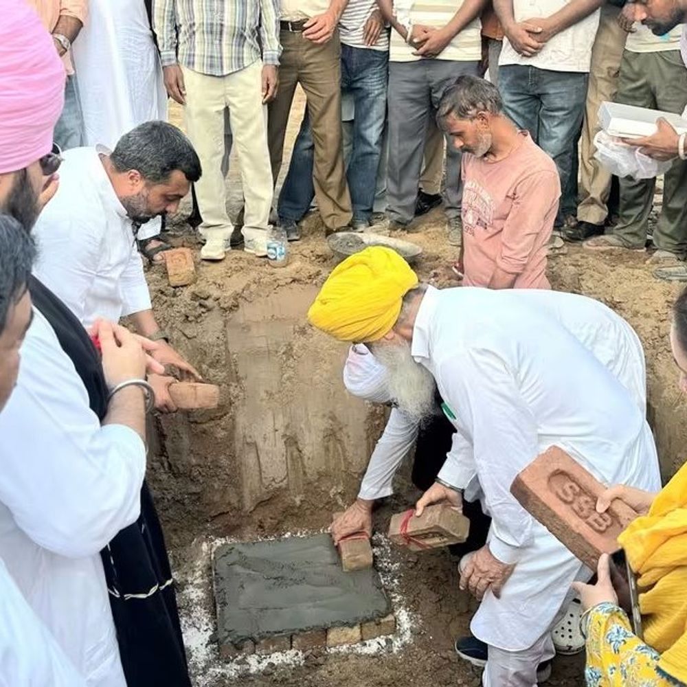 फाजिल्का में 10.93 करोड़ की एशिया की पहली जामुन मंडी:कृषि मंत्री खुड्डियां ने रखा नींव पत्थर, MLA बोले- गूगल पर होगी सर्च