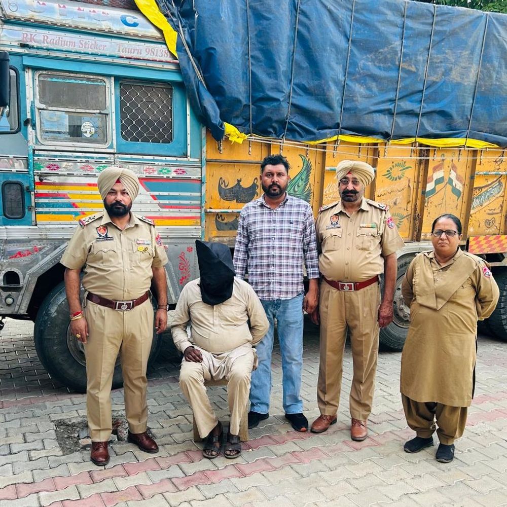 जगराओं में डेढ़ क्विंटल चूरा-पोस्त के साथ ट्रक चालक गिरफ्तार:मध्य प्रदेश से लेकर आ रहा था खेप, रास्ते में बदला नशा छिपाने का ठिकाना